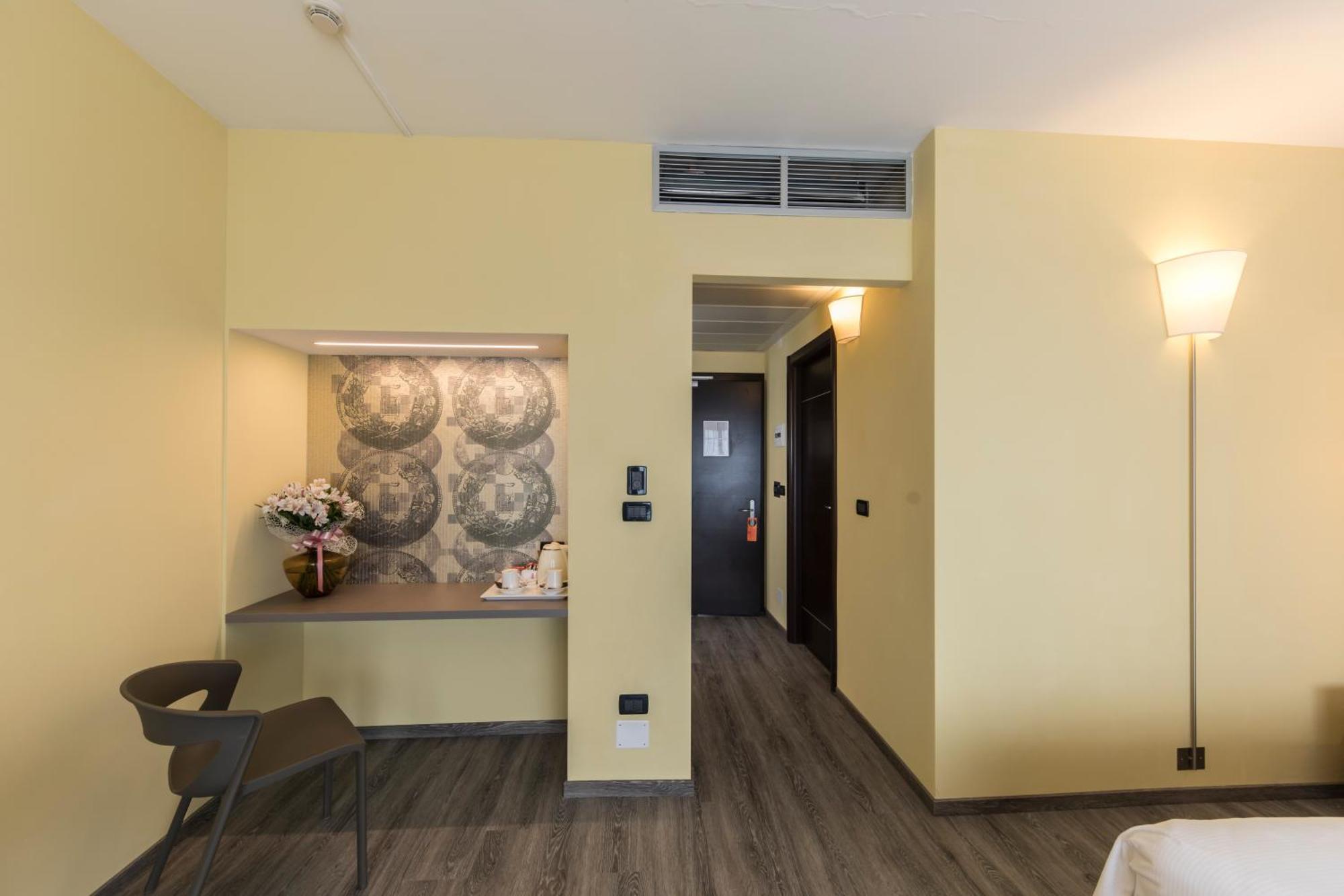 Hotel Donatello Ίμολα Εξωτερικό φωτογραφία