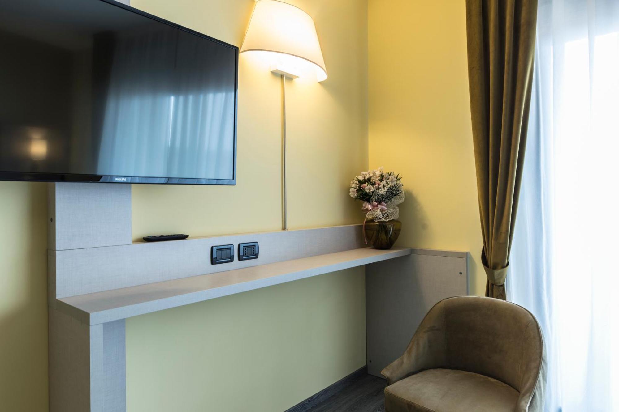 Hotel Donatello Ίμολα Εξωτερικό φωτογραφία