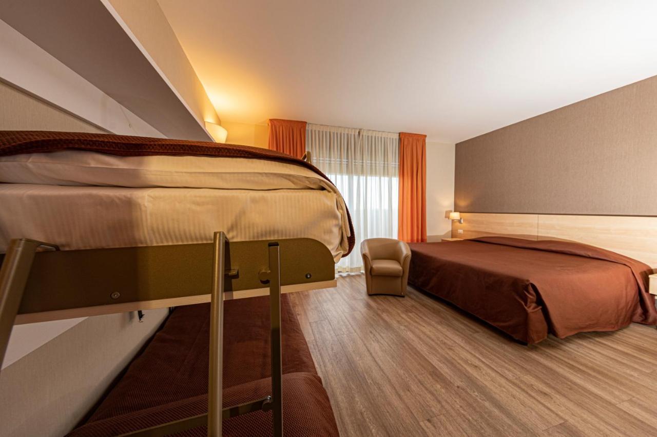 Hotel Donatello Ίμολα Εξωτερικό φωτογραφία