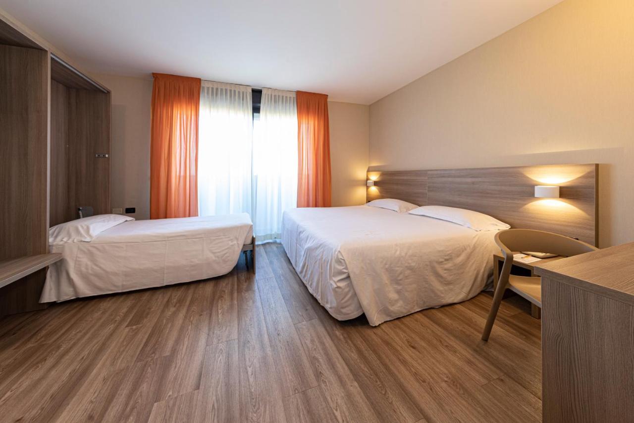 Hotel Donatello Ίμολα Εξωτερικό φωτογραφία