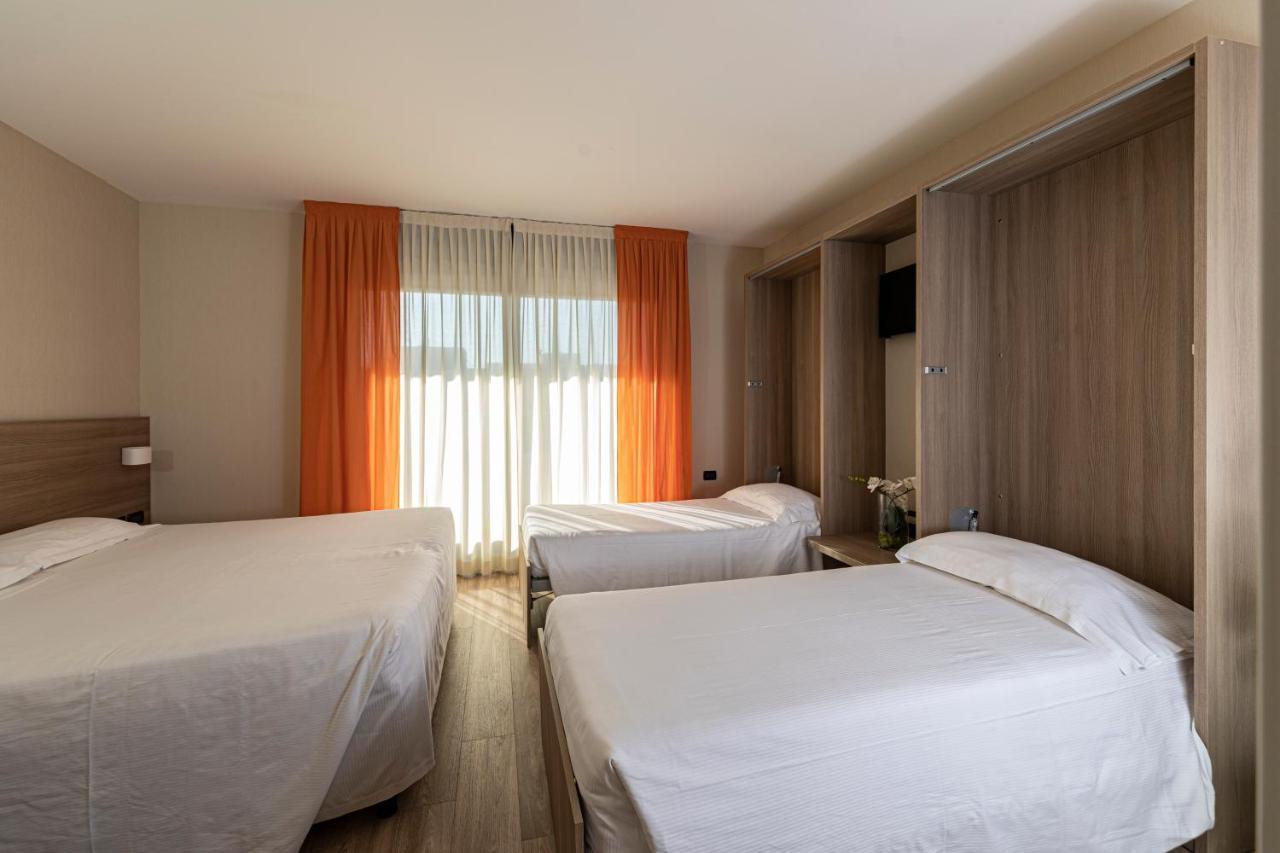 Hotel Donatello Ίμολα Εξωτερικό φωτογραφία